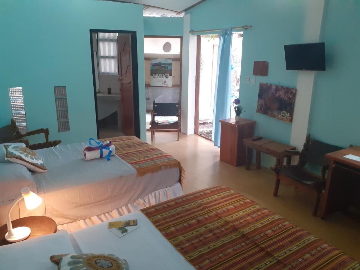Cozy Hosting Galapagos Apartment Puerto Ayora  Ngoại thất bức ảnh
